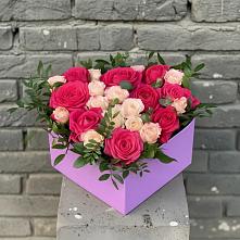 Цветочная композиция из Розы в коробке в Баксане