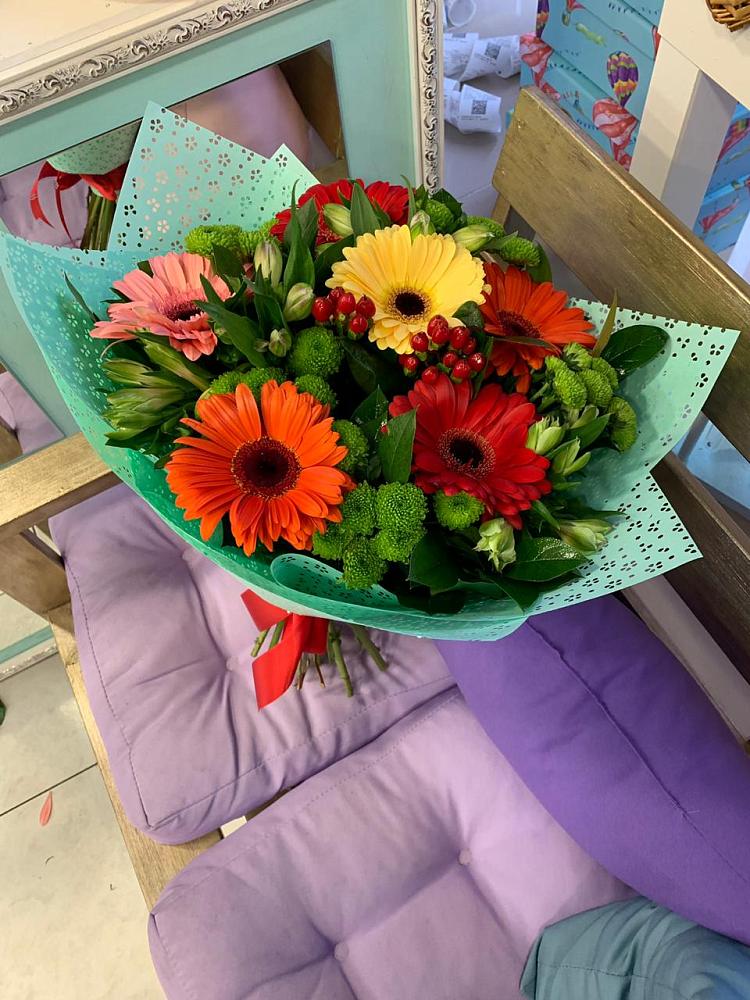Букет цветов из: Герберы, Хризантемы и Альстромерии в Баксане