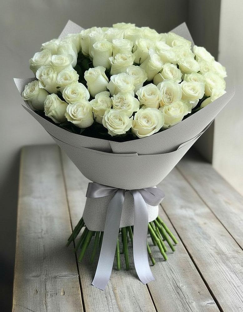Букет 35 Белых роз в Баксане