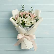 Букет цветов из:  Альстромерии в Баксане