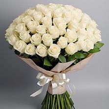 Букет 101 беля роза Белоснежка в Баксане