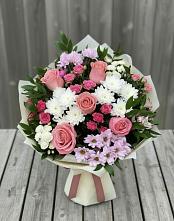 Букет цветов из:  Альстромерии, Гвоздики, Розы и Хризантемы в Баксане