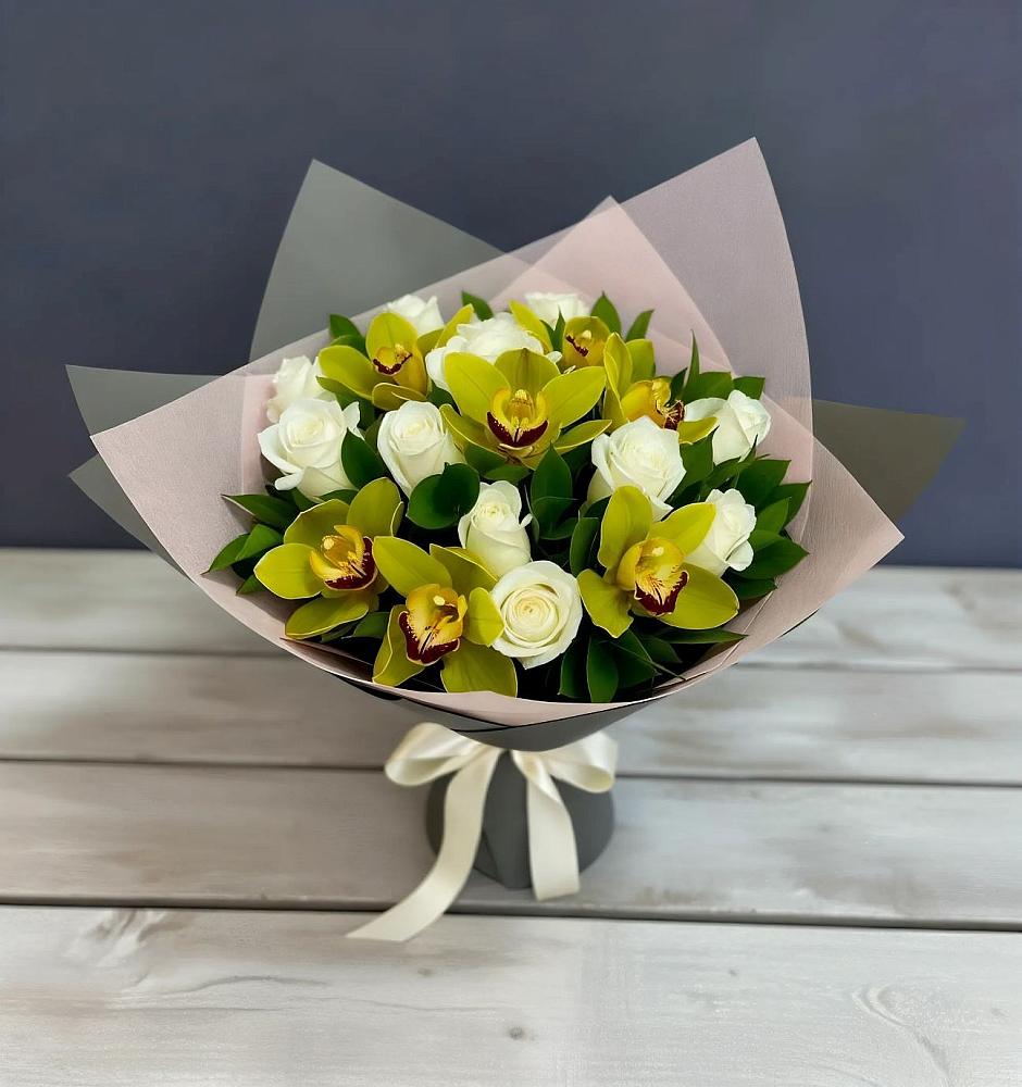 Букет цветов из: Орхидеи и Розы в Баксане