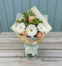 Букет цветов из:  Герберы, Розы и Хризантемы в Баксане