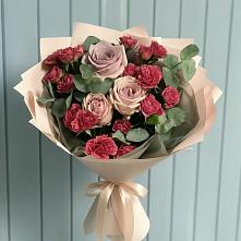 Букет цветов из:  Гвоздики и Розы в Баксане