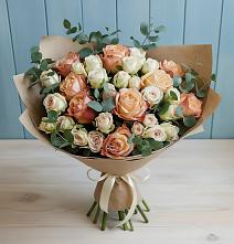 Букет цветов из:  Альстромерии и Розы в Баксане